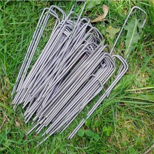 6 inch galvanized garden landscape sod staples (2)
