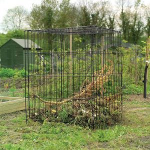 Wire compost bins