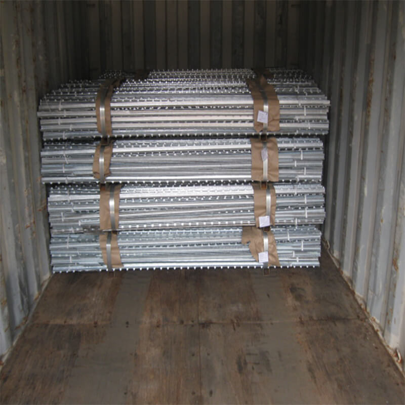 studded T fence post shipping (2)